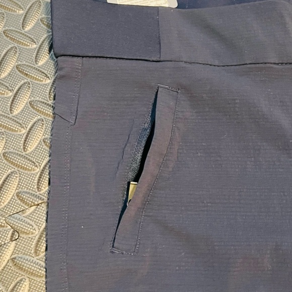 Kirkland Signature Dark Blue Trousers - Picture 13 of 13